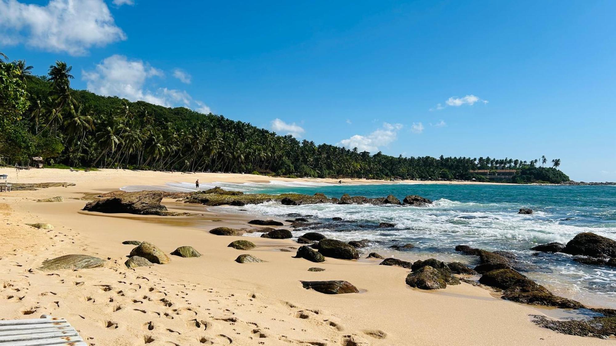 Shadow Surf Bay Hotell Tangalle Exteriör bild